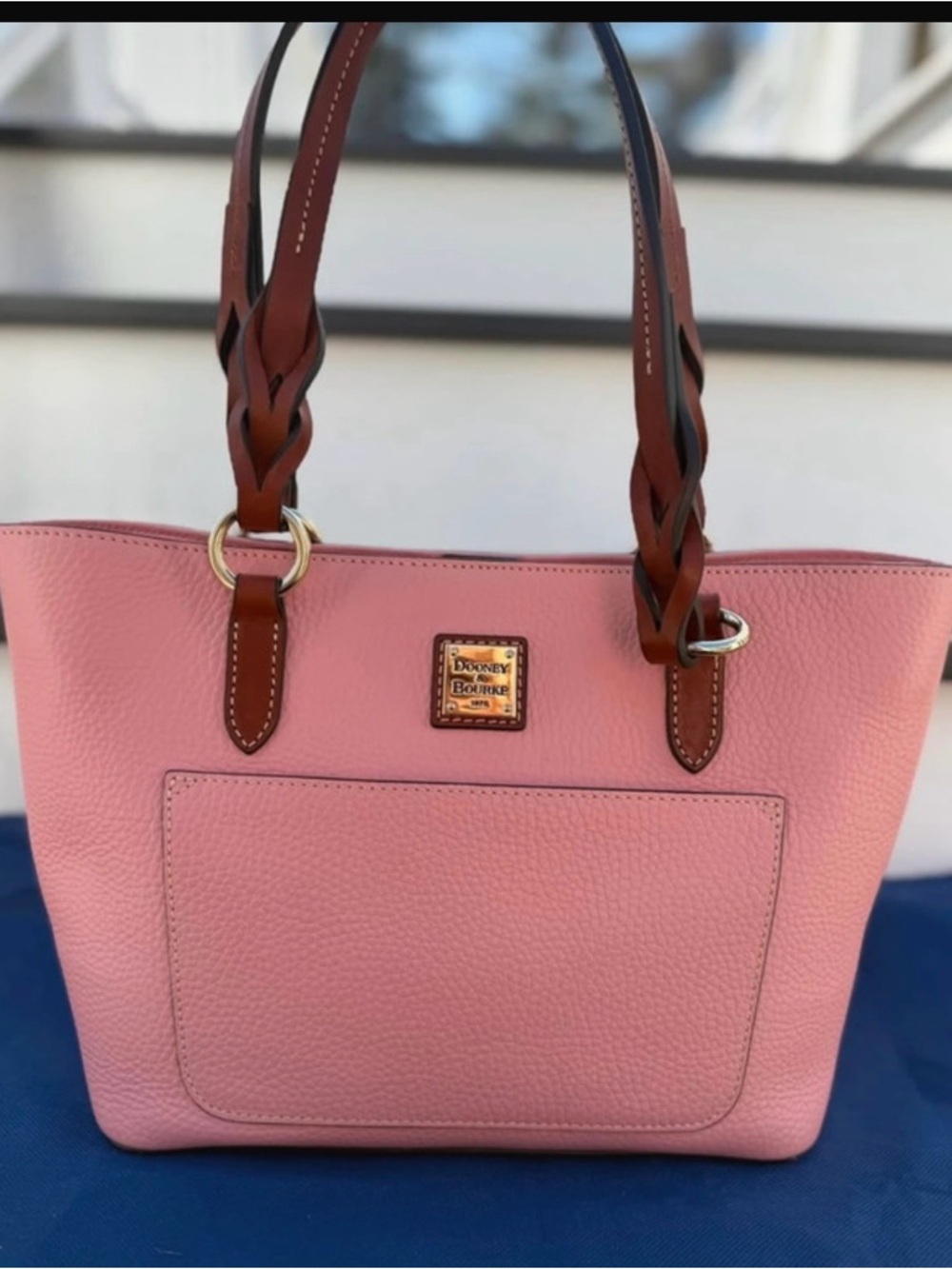 Dooney & Bourke Pebble Grain Small Gretchen Tote in excellent condition.